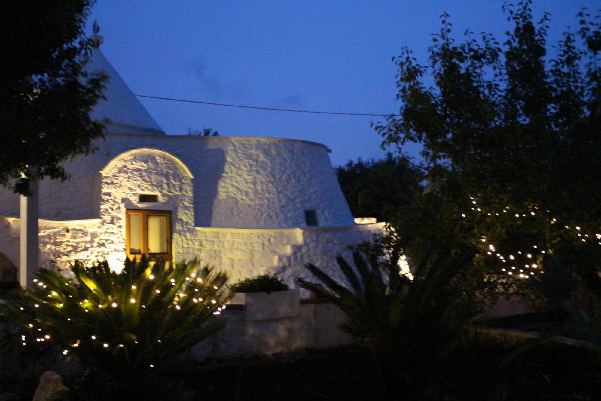 Trullo Il Melograno Guest House Ostuni Exterior photo