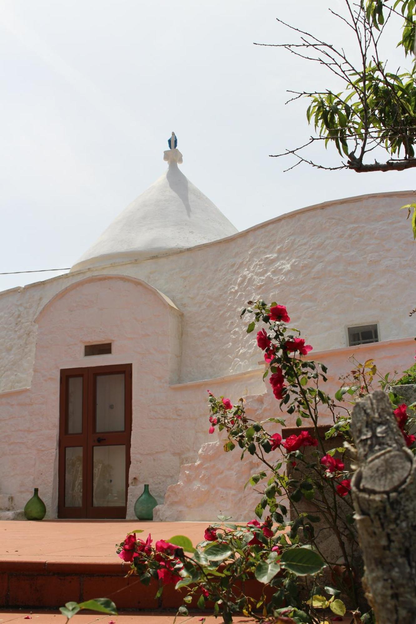 Trullo Il Melograno Guest House Ostuni Exterior photo