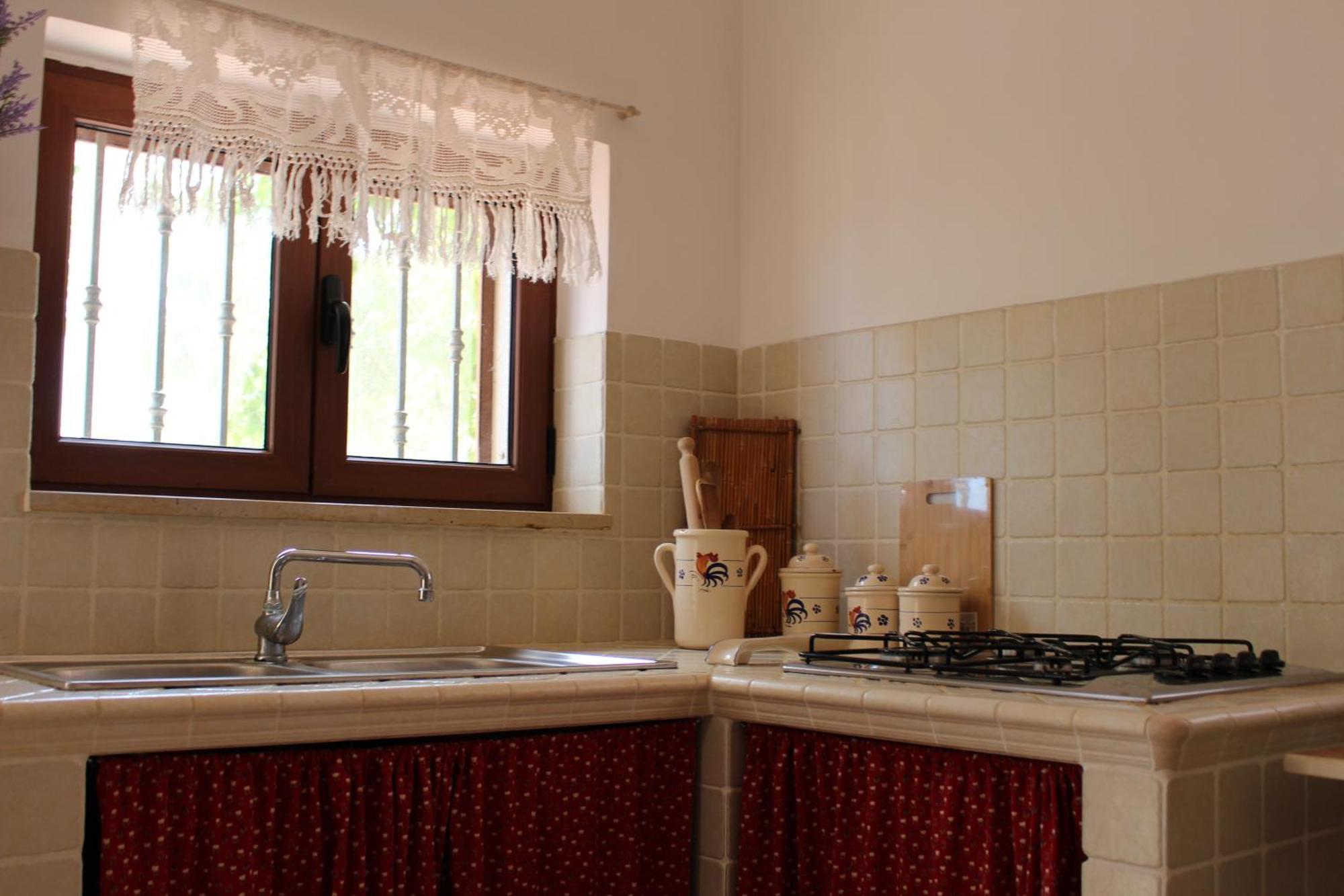 Trullo Il Melograno Guest House Ostuni Exterior photo