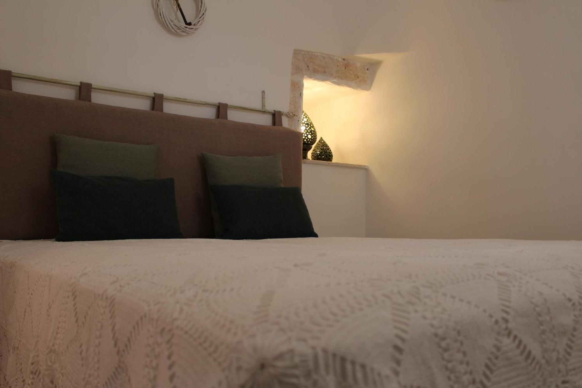 Trullo Il Melograno Guest House Ostuni Exterior photo